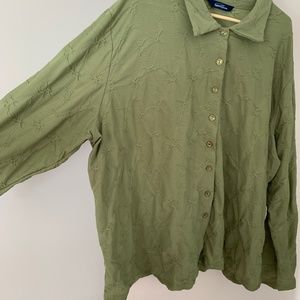 5x Women’s Plus Size Button Down Shirt